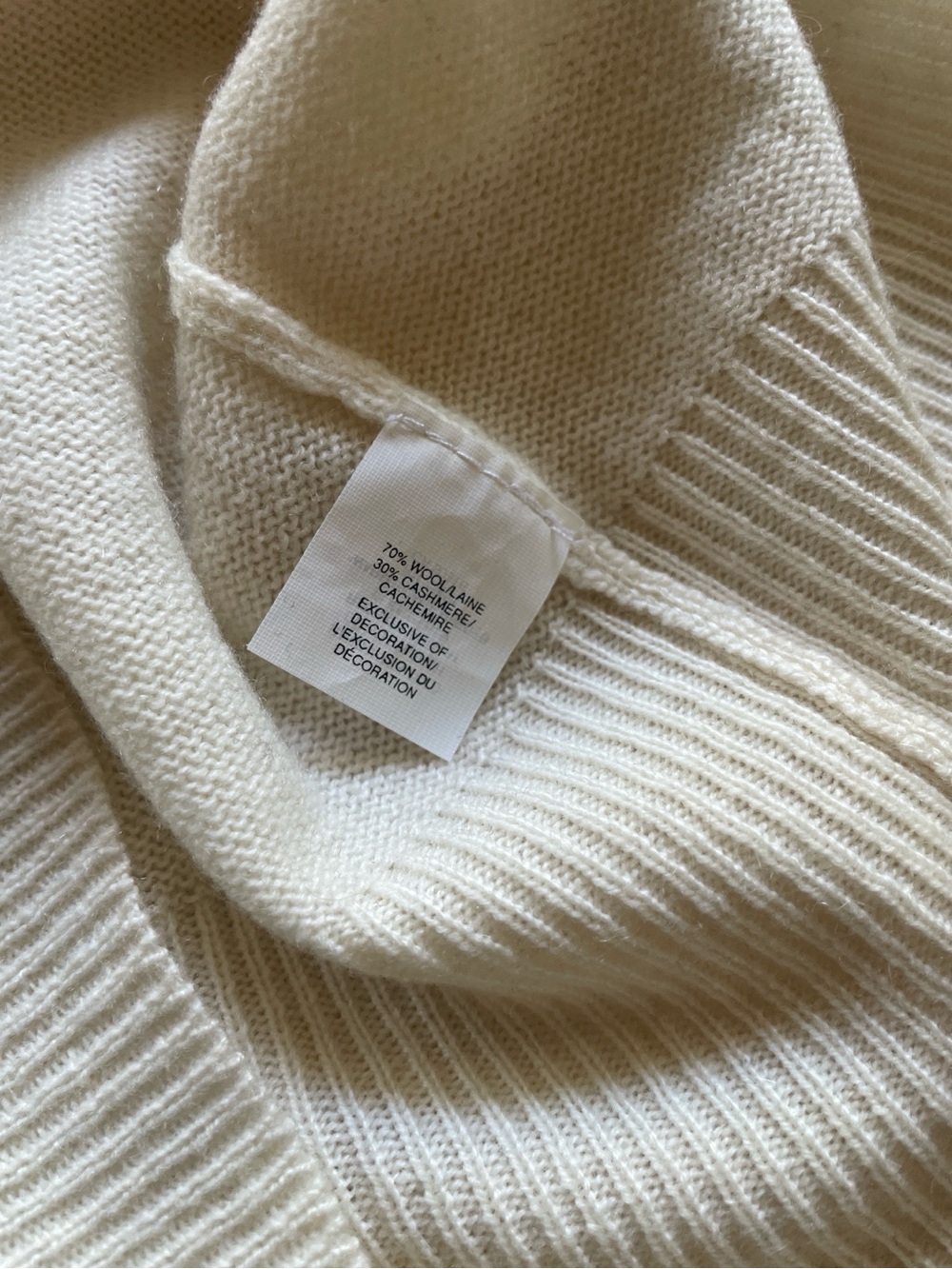 Abercrombie & Fitch y2k Ivory Cashmere-Wool Sweater - Picture 3 of 6